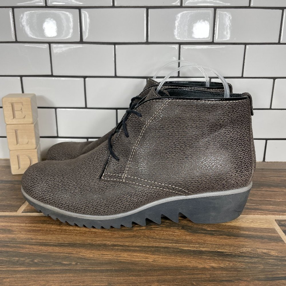 Wolky Dusky Womens Size EU 41 Shoes Brown Textured Shimmer Leather Ankle Boots